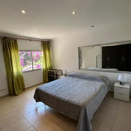 Apartamento En La Con El Territorio Común En